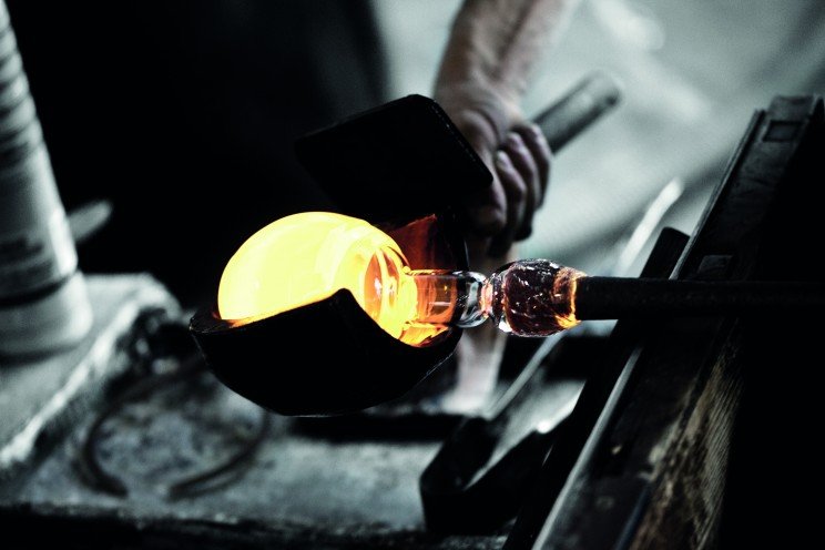 Glassworks Målerås glassblowing factory