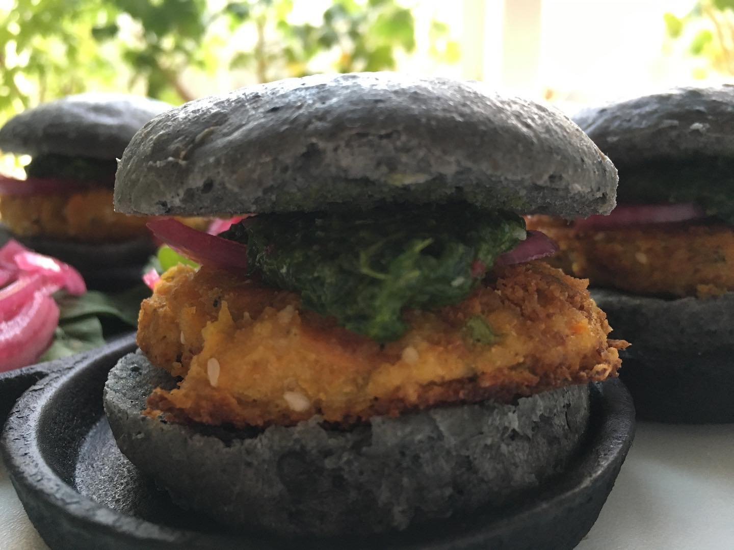 biochar food cooking black burgers