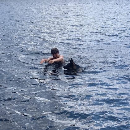 Nadar en lagos suecos